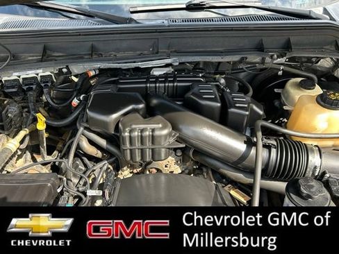 Used 2016 Ford F250 Lariat w/ Lariat Ultimate Package AWD/4WD image 9