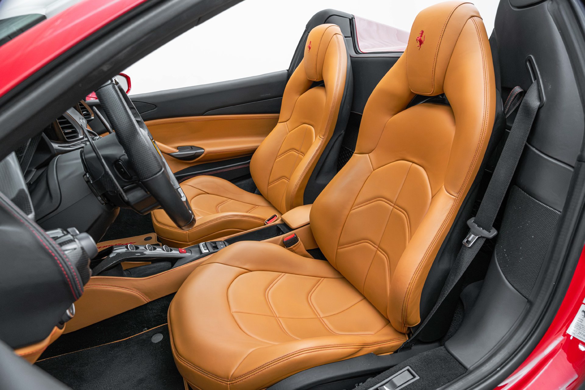 Certified 2018 Ferrari 488 Spider RWD image 5