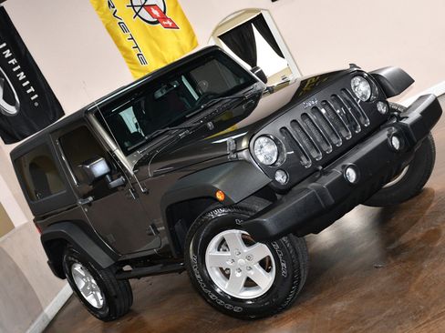 Used 2014 Jeep Wrangler Sport w/ Quick Order Package 24S AWD/4WD image 77