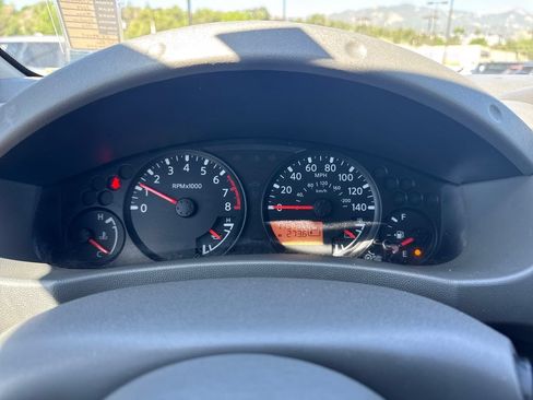 Used 2019 Nissan Frontier SV RWD image 16