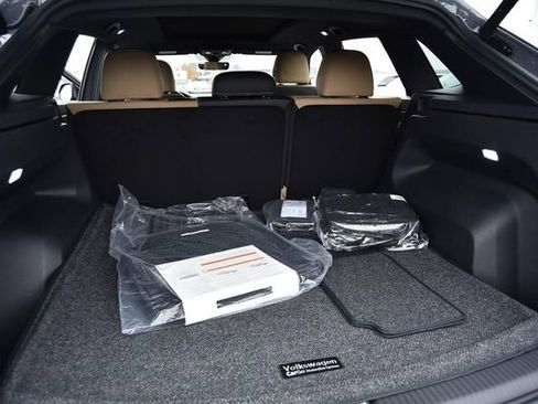 New 2026 Volkswagen Atlas Cross Sport SE image 25