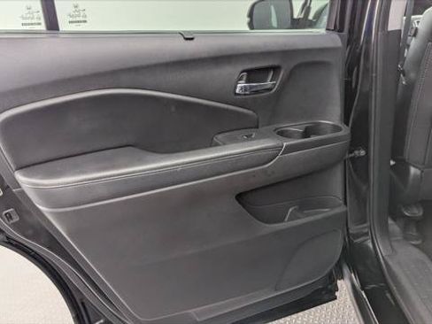 Used 2022 Honda Pilot Special Edition image 16