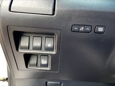 Used 2015 Lexus RX 450h FWD image 33