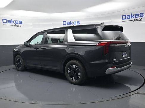 New 2026 Kia Carnival LXS FWD image 5