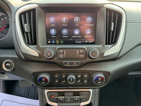 Used 2024 GMC Terrain SLT w/ Infotainment Package II AWD/4WD image 15