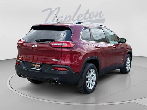 Used 2015 Jeep Cherokee Latitude w/ Cold Weather Group AWD/4WD image 6