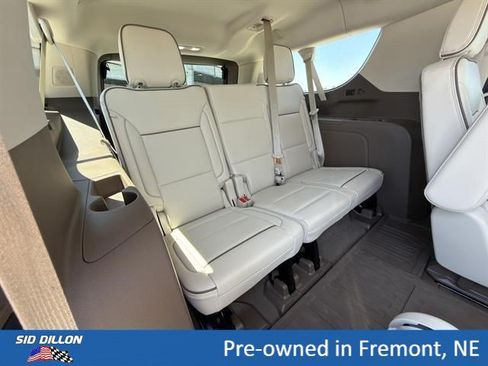 Used 2024 GMC Yukon XL Denali w/ Denali Reserve Package AWD/4WD image 24
