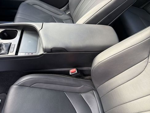 Used 2023 Lexus ES 300h F Sport w/ Accessory Package (Z2) image 27