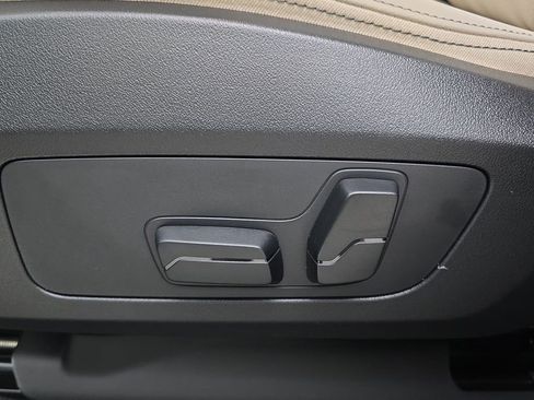 New 2025 BMW X1 xDrive28i w/ Convenience Package image 13