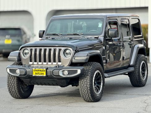 Used 2020 Jeep Wrangler Unlimited Sahara image 14