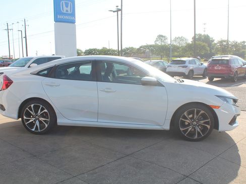 Used 2019 Honda Civic Sport image 3