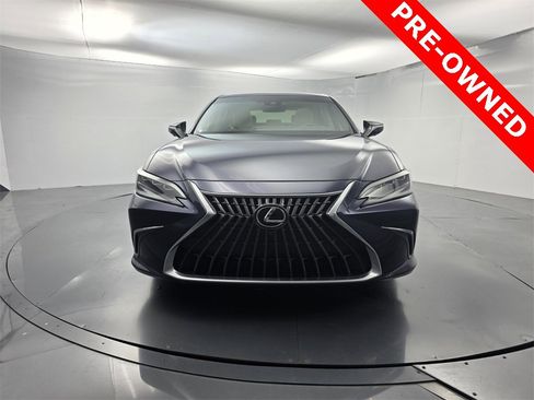 Used 2022 Lexus ES 350 Ultra Luxury image 2