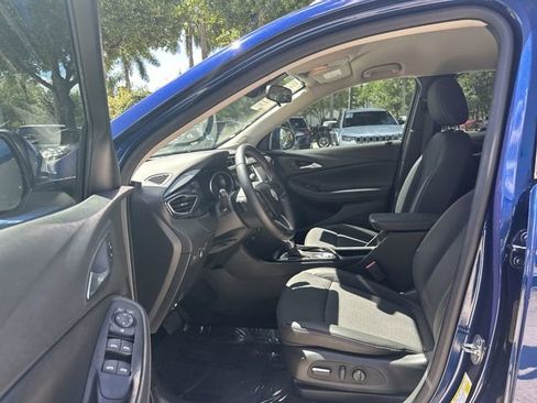 Used 2023 Buick Encore GX Select FWD image 22