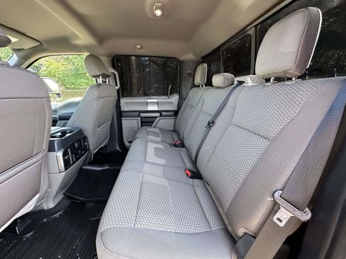 Used 2022 Ford F250 XLT w/ XLT Premium Package AWD/4WD image 28