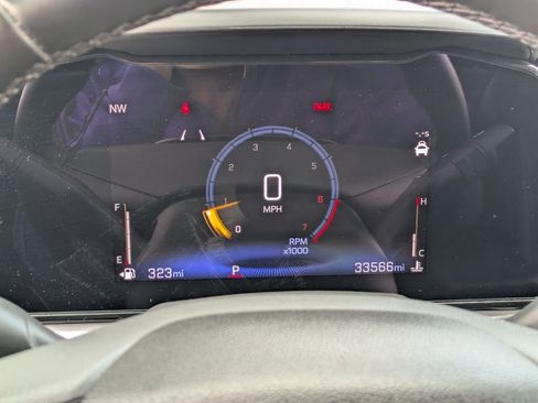 Used 2025 Chevrolet Trax LT w/ LT Convenience Package FWD image 22