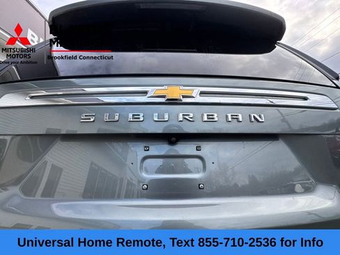 Used 2023 Chevrolet Suburban Premier image 30