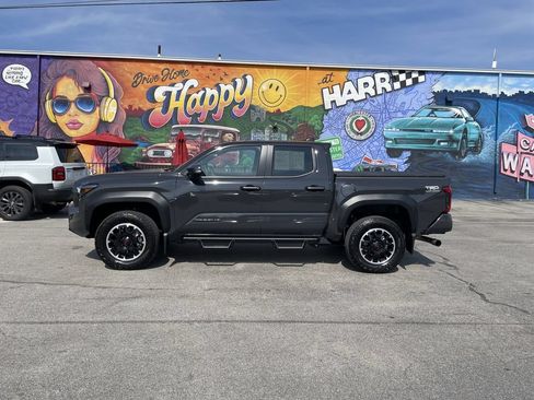 Certified 2026 Toyota Tacoma TRD Off-Road w/ TRD Off Road Premium Package AWD/4WD image 2