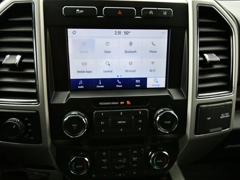 Used 2020 Ford F150 Lariat w/ Equipment Group 501A Mid AWD/4WD image 26