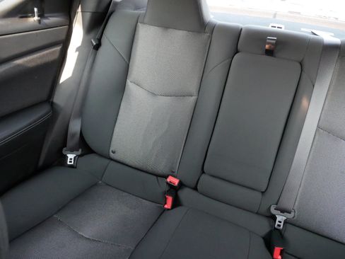 Used 2014 Dodge Avenger SXT w/ Rallye Appearance Group FWD image 12