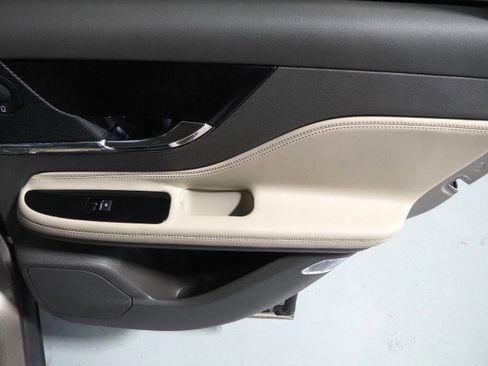 Used 2020 Lincoln Corsair Reserve w/ Equipment Group 201A image 67