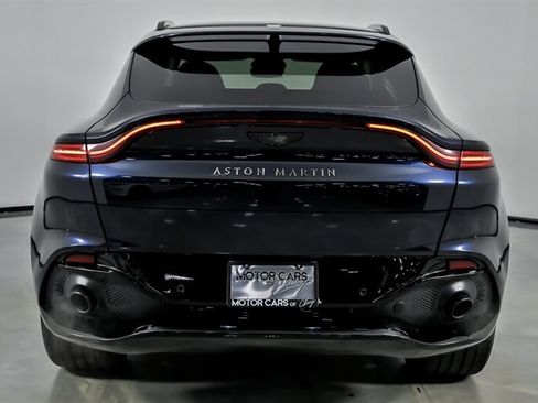 Used 2022 Aston Martin DBX AWD/4WD image 11