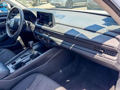 Used 2023 Honda Accord LX image 34