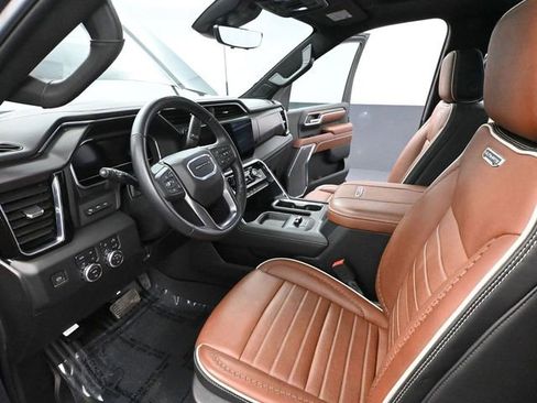 Used 2024 GMC Sierra 3500 Denali Ultimate image 29