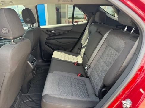 Used 2023 Chevrolet Equinox LT AWD/4WD image 22