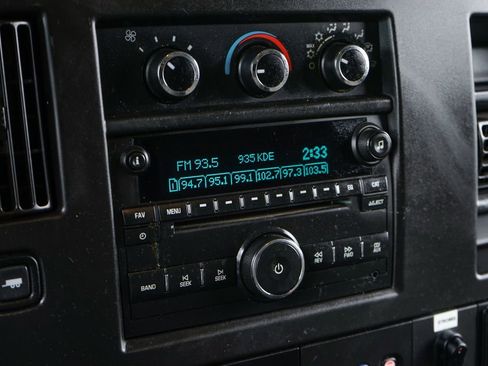 Used 2021 Chevrolet Express 3500 w/ Power Convenience Package RWD image 30