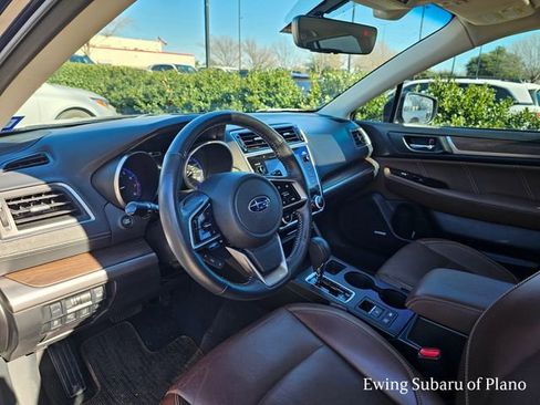Used 2018 Subaru Outback 3.6R Touring image 5
