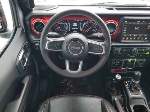 Used 2023 Jeep Gladiator Rubicon w/ Trailer Tow Package image 18