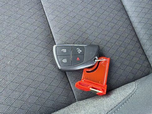 Used 2023 GMC Sierra 1500 SLE w/ Enhanced Capability Package image 29