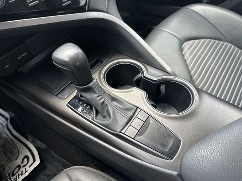 Used 2024 Toyota Camry SE FWD image 14