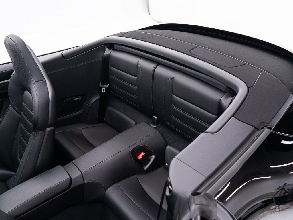 Used 2025 Porsche 911 Carrera RWD image 28