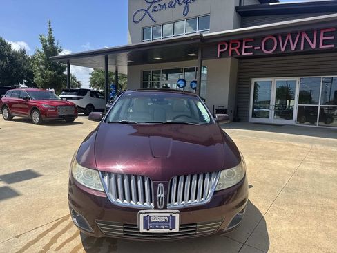 Used 2011 Lincoln MKS FWD image 3