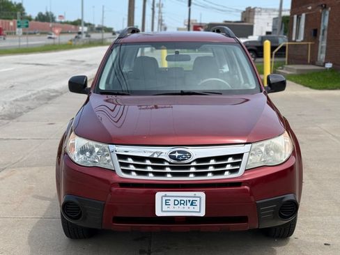 Used 2012 Subaru Forester 2.5X AWD/4WD image 2