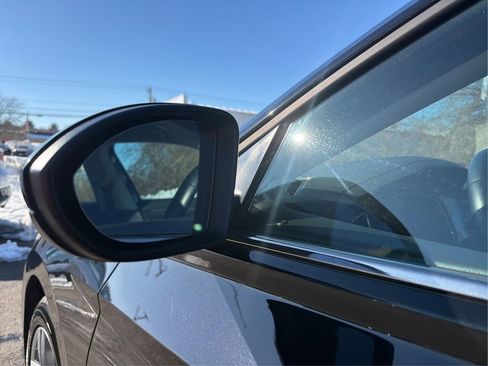 Used 2024 Volkswagen Jetta SE image 25