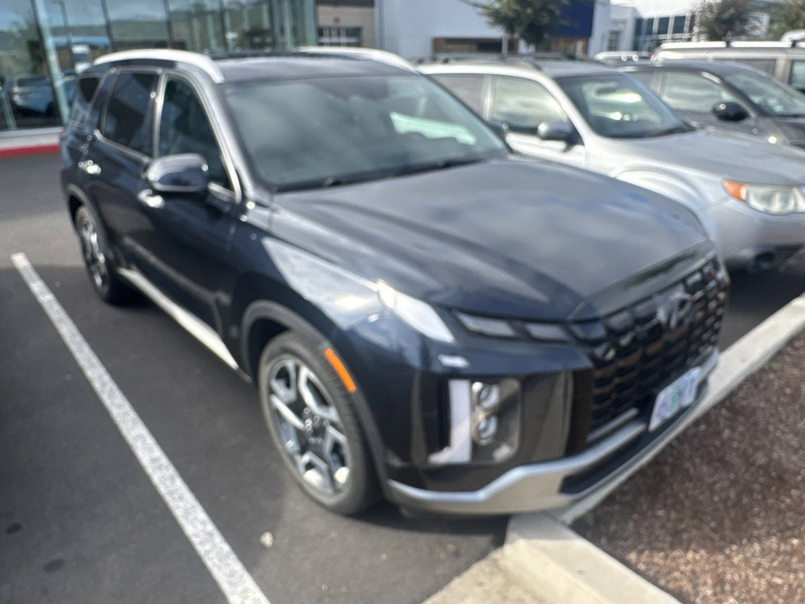 Used 2023 Hyundai Palisade Limited AWD/4WD image 8