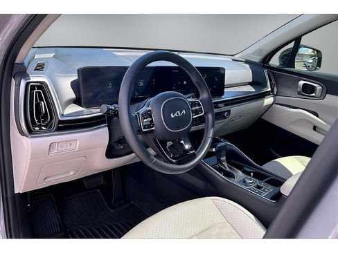 Used 2025 Kia Sorento X-Line EX AWD/4WD image 17