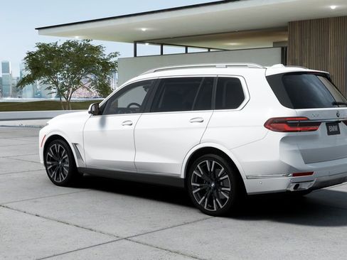 New 2027 BMW X7 xDrive40i AWD/4WD image 2