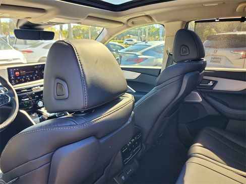 Used 2025 Acura MDX Technology Package image 11