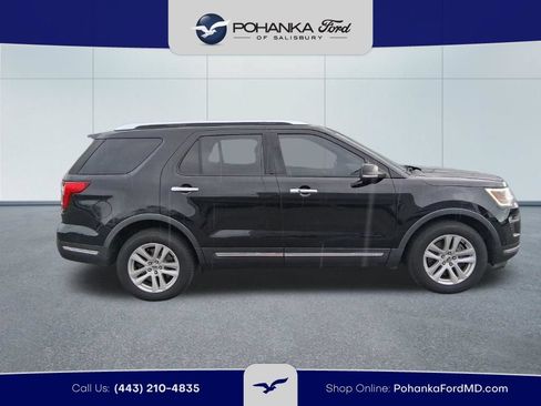 Used 2018 Ford Explorer Limited w/ Equipment Group 301A AWD/4WD image 4