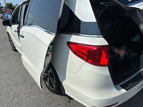Used 2019 Honda Odyssey Elite image 14