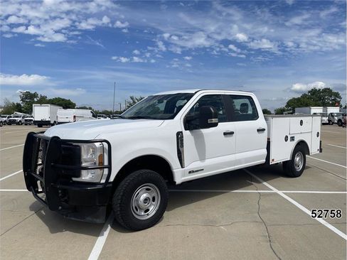 Used 2024 Ford F250 XL w/ FX4 Off-Road Package AWD/4WD image 1