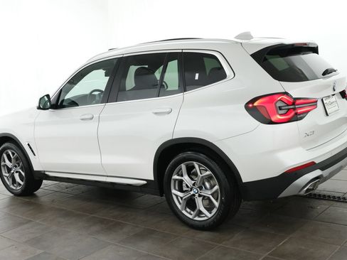 Used 2024 BMW X3 xDrive30i w/ Premium Package AWD/4WD image 3