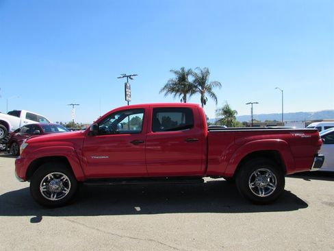 Used 2006 Toyota Tacoma PreRunner RWD image 4