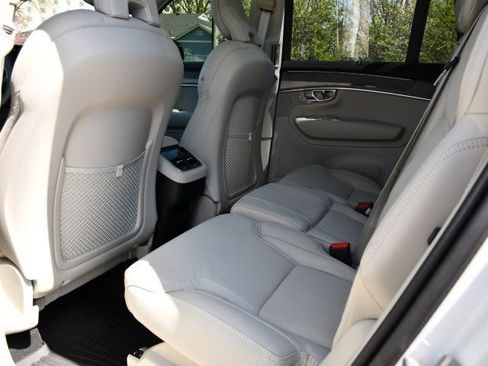 New 2026 Volvo XC90 B6 Ultra w/ Protection Package Premier AWD/4WD image 16