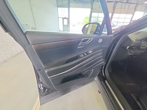 Used 2024 Genesis GV80 3.5T image 8