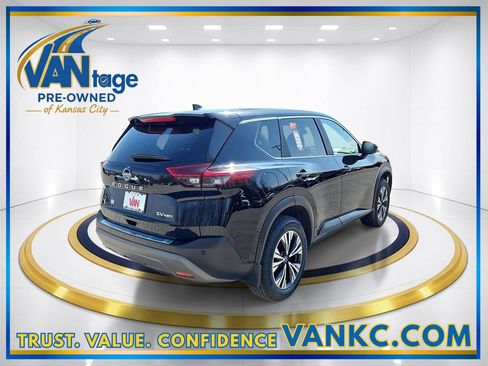 Used 2023 Nissan Rogue SV AWD/4WD image 6