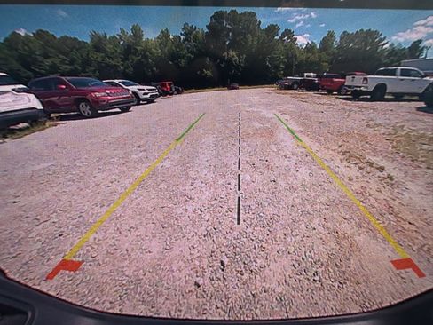 Used 2021 Jeep Gladiator Sport image 31